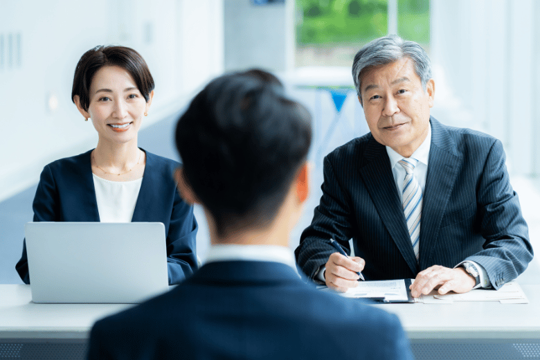 副業ではなく転職をするのも一つの手